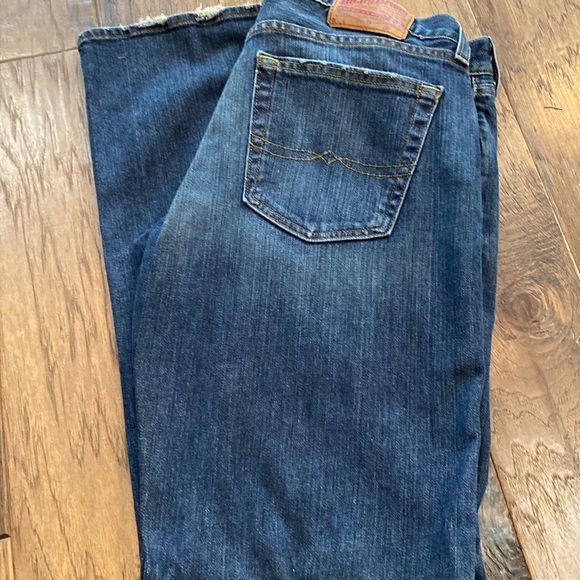 34x32 Lucky Brand denim jeans - Picture 11 of 11